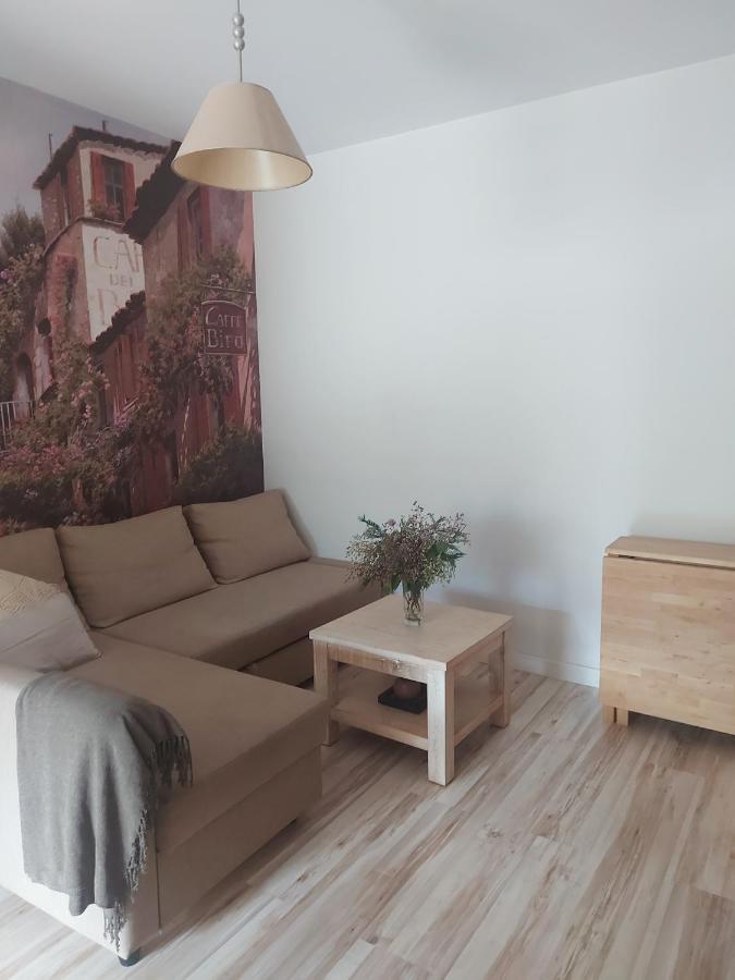 The Home Hervas Plaza De Garaje Gratis Luaran gambar