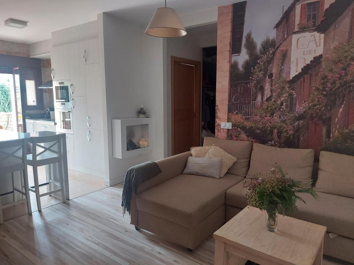 The Home Hervas Plaza De Garaje Gratis Luaran gambar